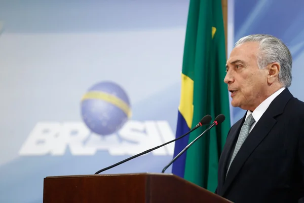 Temer diz que continuará empenhado em agenda de reformas