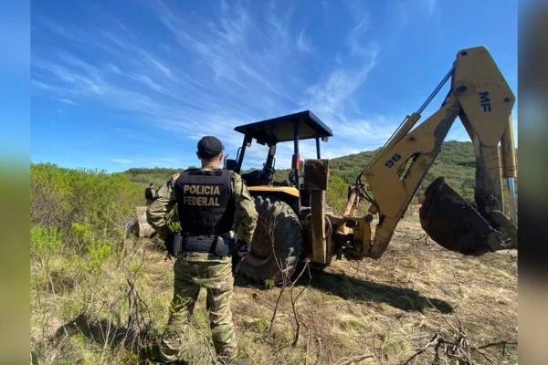 PF mira líder de garimpo de R$ 200 milhões que usa três identidades
