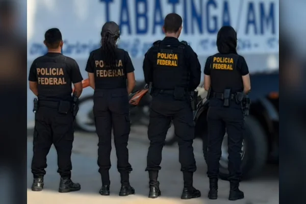 PF faz buscas em gabinete parlamentar por esquema de certidões falsas