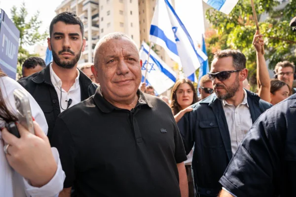 Eleições em Israel: bloco pró-Netanyahu lidera, mas não tem maioria - destaque galeria Eleições em Israel: bloco pró-Netanyahu lidera, mas não tem maioria - destaque galeria