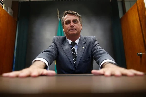 Astronauta e herdeiro de Dom Pedro são cotados como vice de Bolsonaro