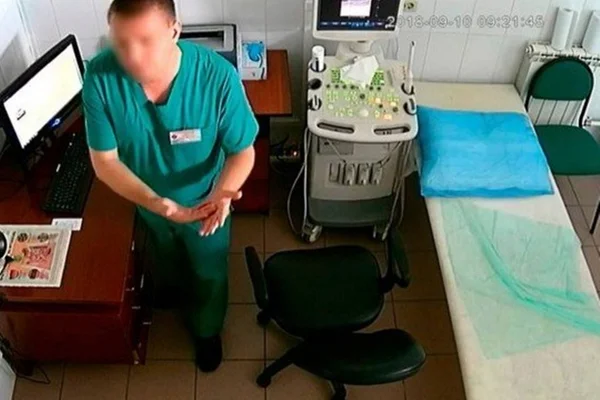 Médico é acusado de vender vídeos de pacientes a site pornô