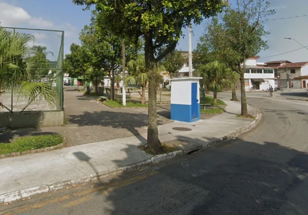 Foto da praça Jerônimo de La Terza
