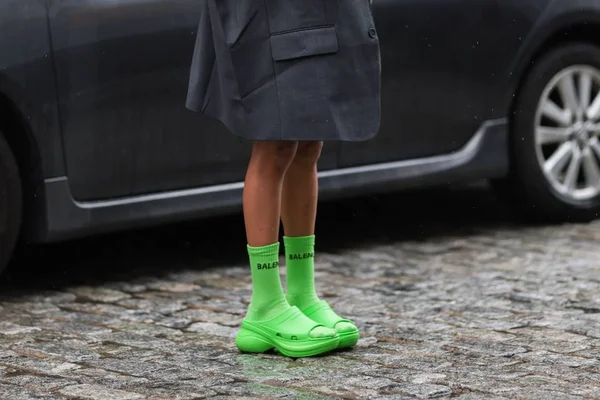 Veja 5 produtos absurdos da marca Balenciaga