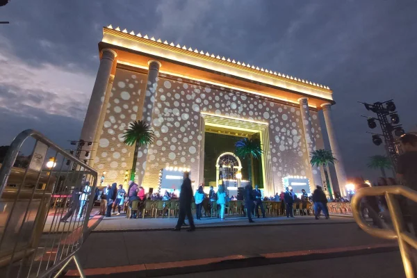 Templo de Salomão iluminado