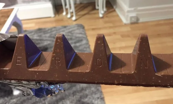 Toblerone diminui de tamanho e revolta consumidores na Inglaterra