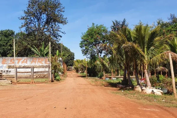 Estrada de barro