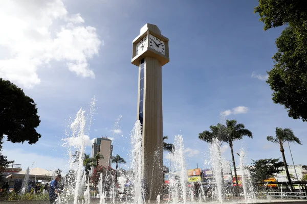 Símbolo do DF, Praça do Relógio é reinaugurada por Ibaneis após obras