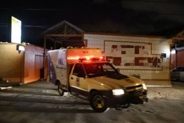 Homem morre em motel durante relação sexual com a filha