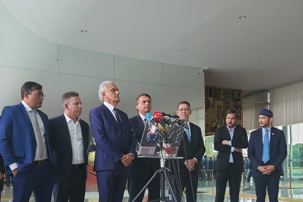 Contra Bivar, Caiado diz que maioria do União Brasil “marchará” por Bolsonaro