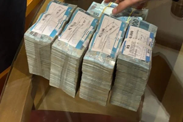 Polícia Federal (PF) deflagou nesta sexta operação Galho Fraco