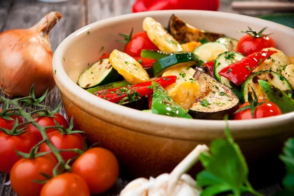 Cozinha de Solteiro: prepare um saboroso Ratatouille em casa