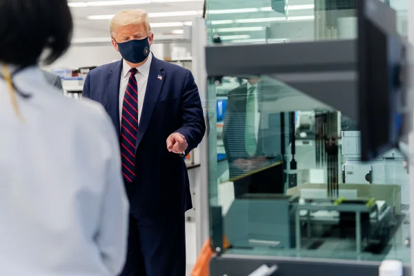 Trump presidente dos EUA positivo coronavirus