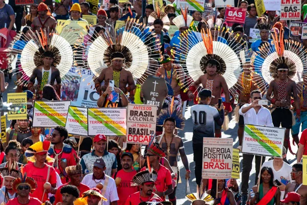 Marcha dos povos indígenas em Brasília