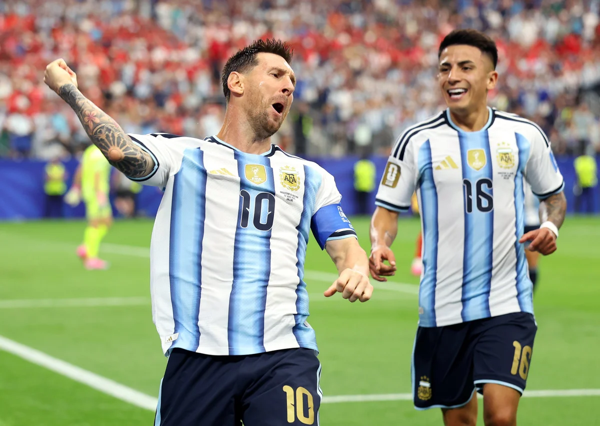 Torcedores exaltam Messi após gol e recorde histórico em Copas - imagem 3 Torcedores exaltam Messi após gol e recorde histórico em Copas - imagem 3