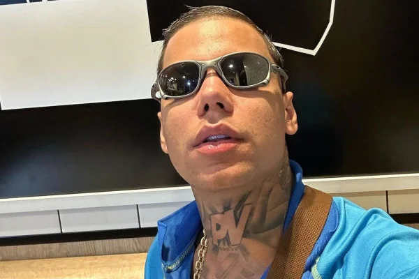Foto colorida de MC Vittin PV - Metrópoles
