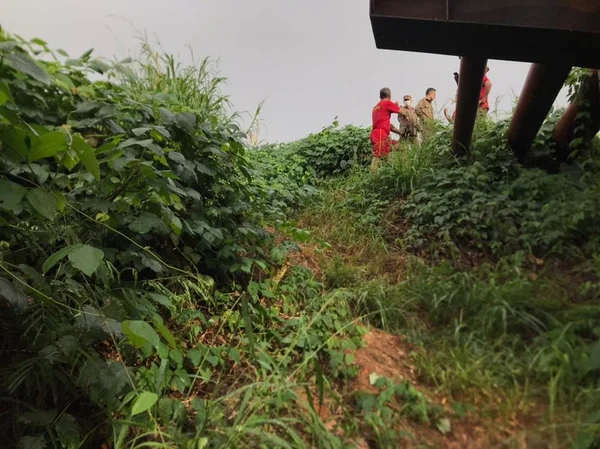 goias criança morre afogada em corrego