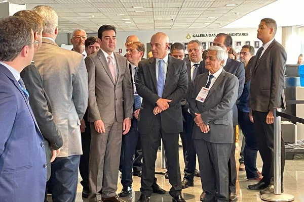 Moraes acompanha teste de integridade das urnas com biometria no DF