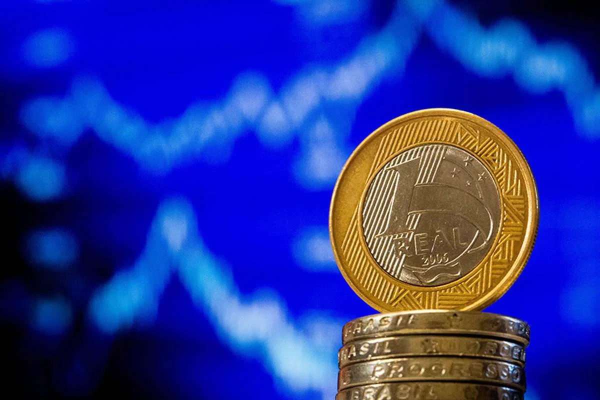 Parcela de pessimistas com economia cai de 35% para 26%, diz Datafolha