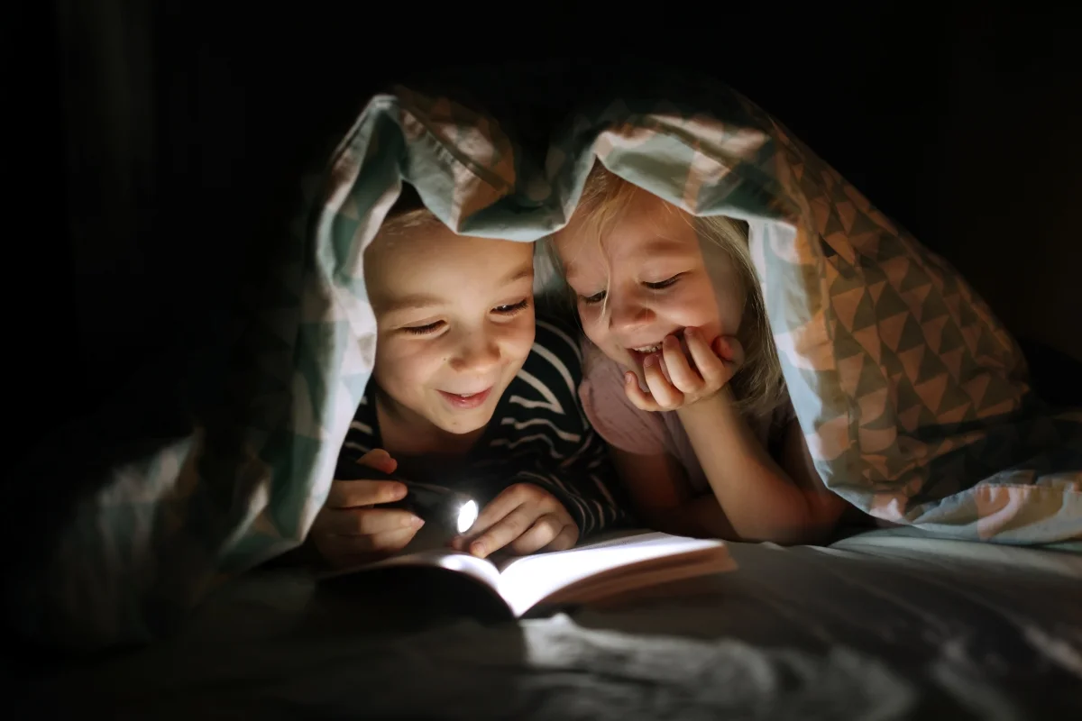 Diminuindo as telas: 5 dicas para estimular a leitura em crianças