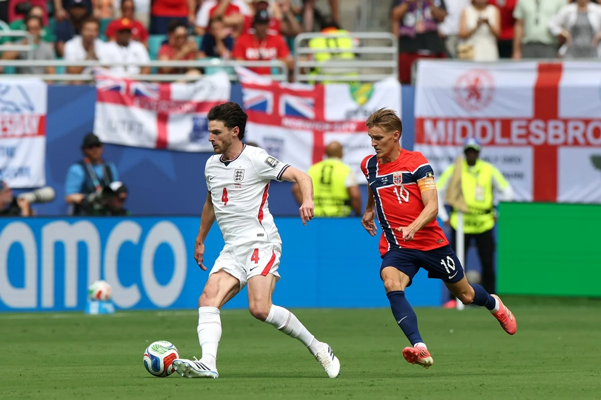 Bellingham faz 2 x 1 e põe a Inglaterra na frente em prorrogação; siga - imagem 1