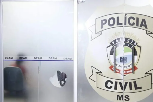 Foto colorida, Delegacia Especializada de Atendimento à Mulher (Deam) - Metrópoles
