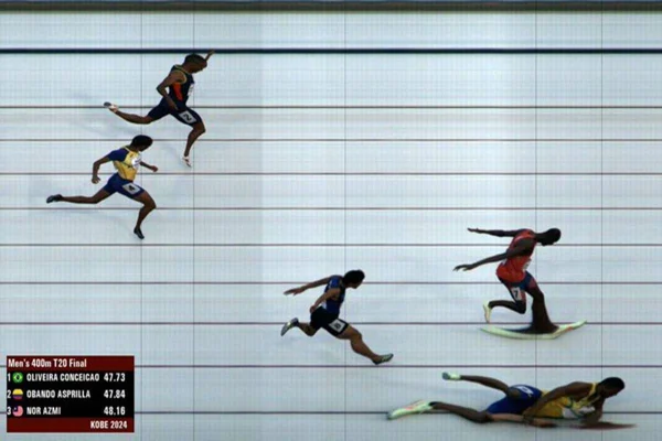 Imagem colorida de photo finish ouro Samuel Conceição - Metrópoles