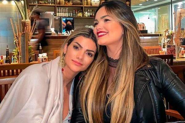 Kelly Key com a filha, Suzanna Freitas