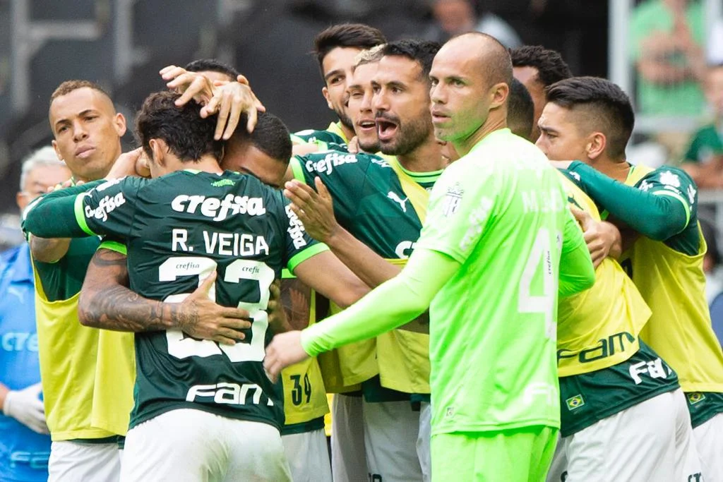 Supercopa: veja imagens do jogo eletrizante entre Palmeiras x Flamengo no Mané Garrincha - imagem 5 Supercopa: veja imagens do jogo eletrizante entre Palmeiras x Flamengo no Mané Garrincha - imagem 5