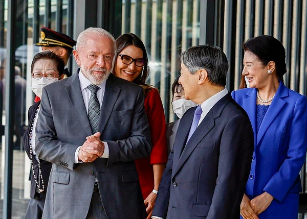 Lula e o imperador do Japão, Naruhito