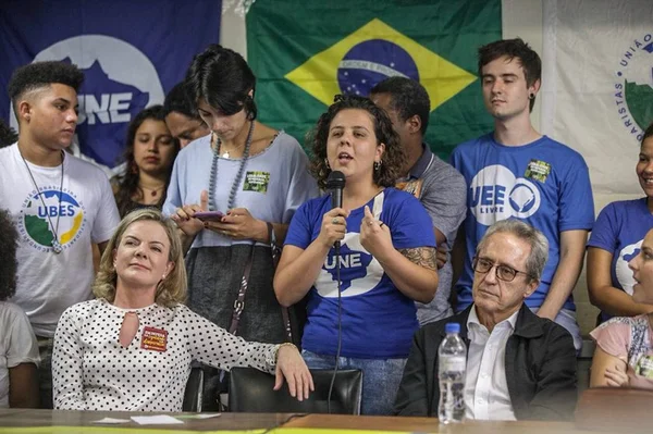 Entidades de estudantes mudam sedes temporariamente para Porto Alegre