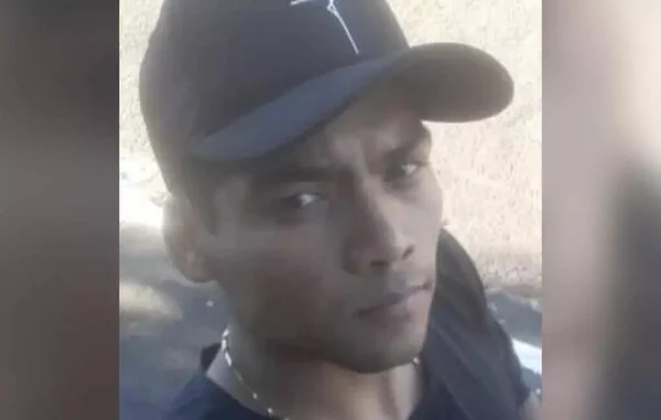 Jovem dorme embaixo de carreta de banda e morre esmagado em SC