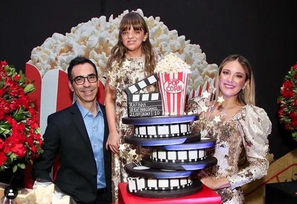 Rafa Justus curte aniversário de 10 anos em festa com clima de Oscar - imagem 1 Rafa Justus curte aniversário de 10 anos em festa com clima de Oscar - imagem 1