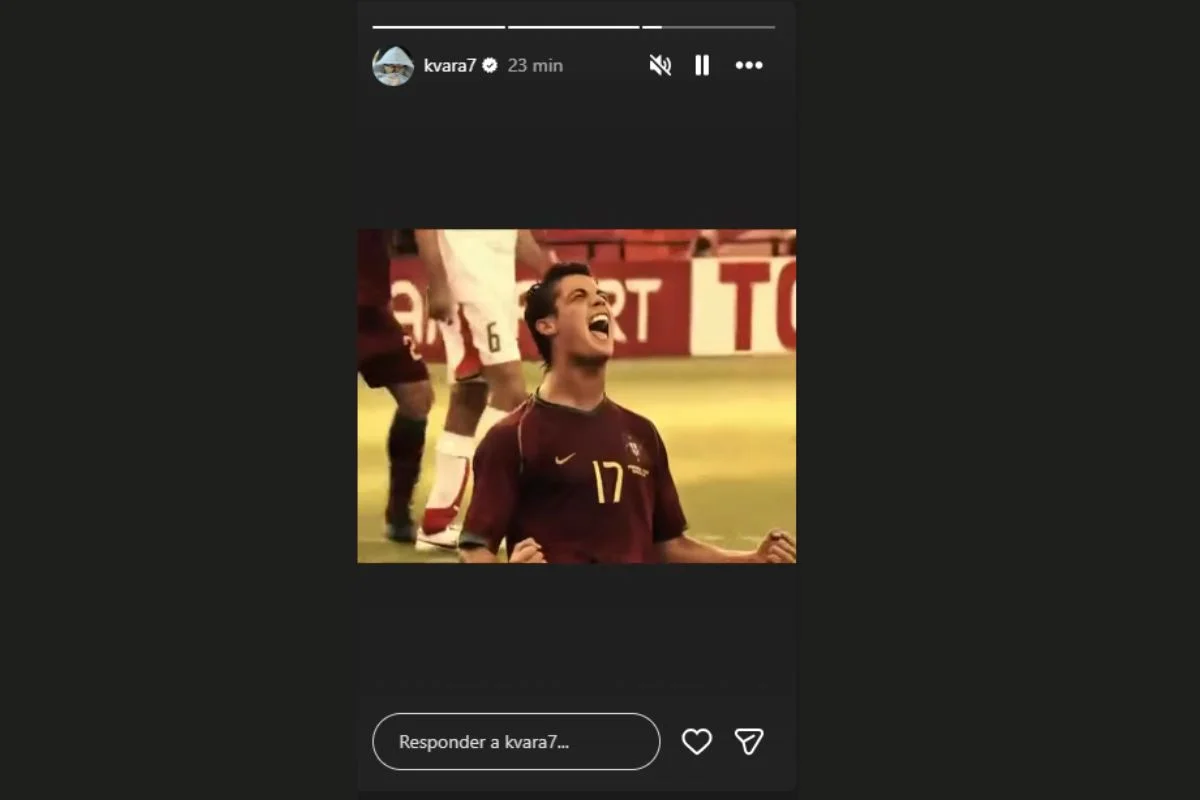 Kvaratskhelia homenageia Neymar e Cristiano Ronaldo após eliminações - imagem 2 Kvaratskhelia homenageia Neymar e Cristiano Ronaldo após eliminações - imagem 2