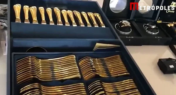 PF apreende talheres de ouro e relógios de luxo com facção; veja vídeo