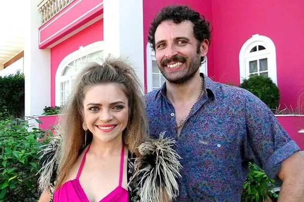 Titina Medeiros e o marido César Ferrario em Cheias de Charme (2012)