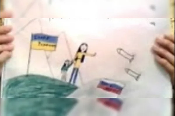 Na Rússia, menina de 13 anos é detida por desenho em apoio à Ucrânia