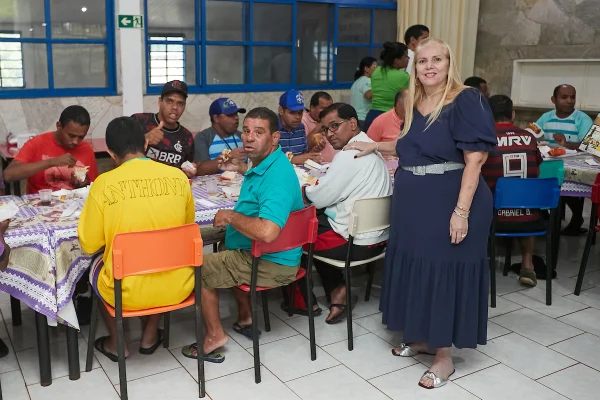 Simone Novaes continua com ação beneficente no Instituto Dom Orione