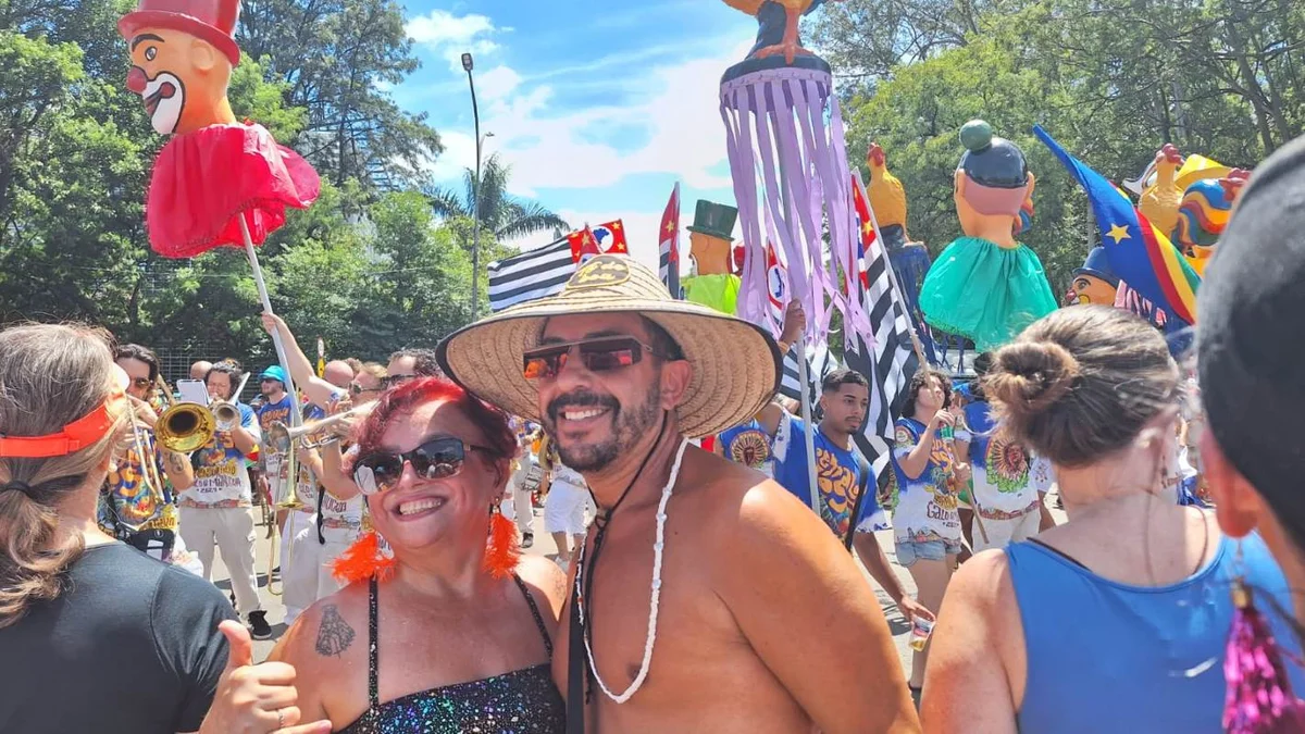 Galo da Madrugada transforma Ibirapuera em território pernambucano - imagem 6 Galo da Madrugada transforma Ibirapuera em território pernambucano - imagem 6