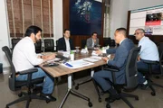Fabiano é secretário-Adjunto da Fazenda em São Paulo. Ele aparece no canto direito da foto, durante reunião com o Prefeito Ricardo Nunes
