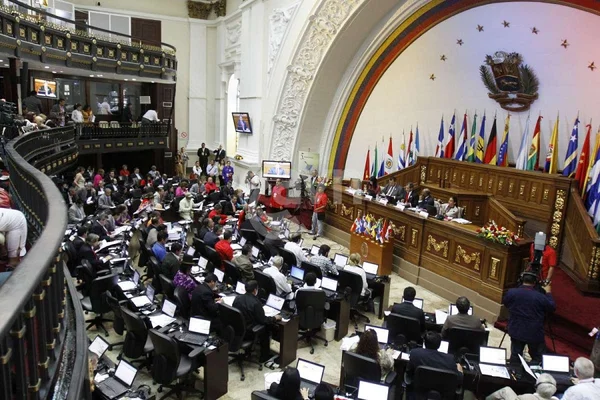 Venezuela anula decisões que restringiam poderes do Parlamento