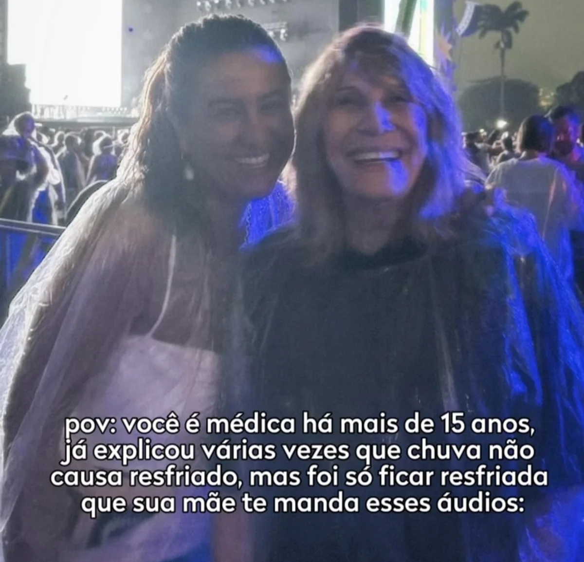 Médica, Mariana Sochaczewski, filha de Renata Sorrah diverte com conselhos da mãe sobre gripe Médica, Mariana Sochaczewski, filha de Renata Sorrah diverte com conselhos da mãe sobre gripe