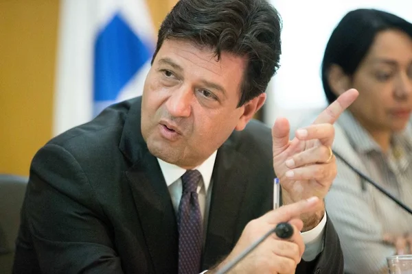 Mandetta em discurso