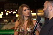 Virginia Fonseca durante entrevista com Lucas Pasin
