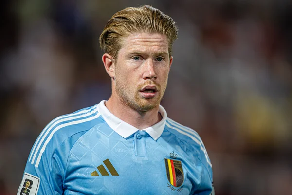 Foto colorida de Kevin De Bruyne, meia da Bélgica que assinará com o Napoli - Metrópoles