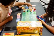 Os visitantes aproveitaram para jogar board games Os visitantes aproveitaram para jogar board games