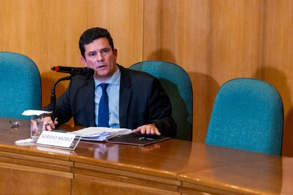 Para Moro, não se pode tratar movimentos sociais como “terroristas”
