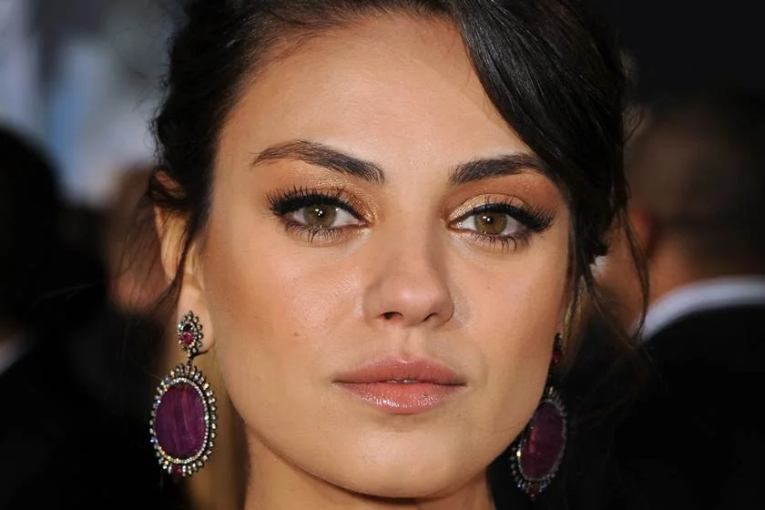Mila Kunis: US$ 15.5 milhões Mila Kunis: US$ 15.5 milhões