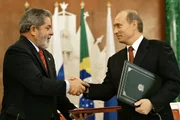 Embaixador diz que Lula poderia usar viagem a Moscou para vistar Kiev