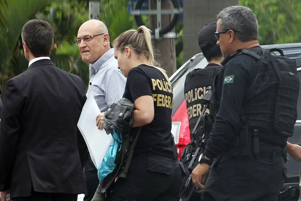 Governo defende aplicação de condução coercitiva em ação no STF